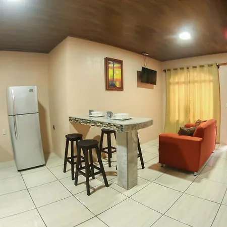 Arenal Red Apartment La Fortuna Exterior photo
