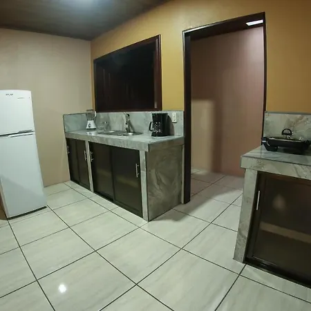 Arenal Red Apartment La Fortuna Exterior photo