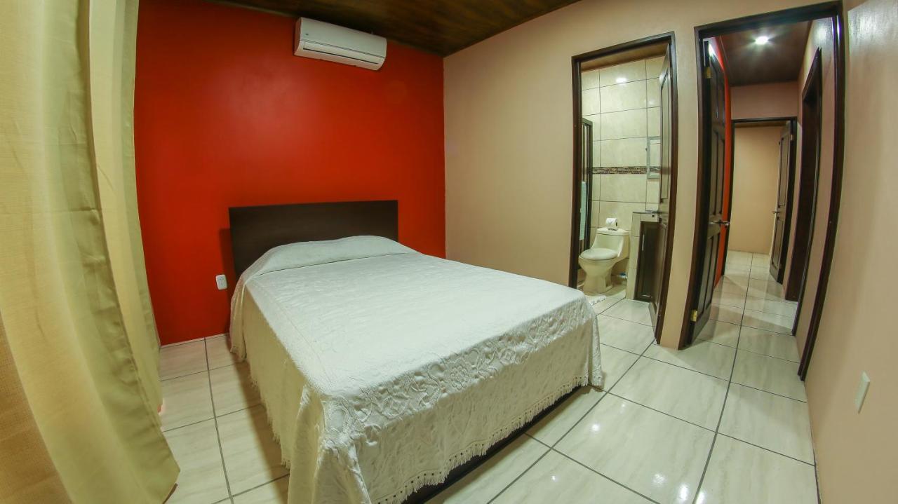 Arenal Red Apartment La Fortuna